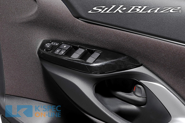 SilkBlaze【ヤリスクロス】ウインドウスイッチパネル | SilkBlaze