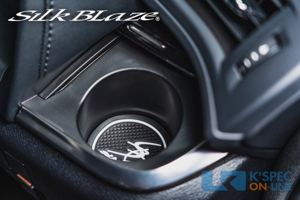 シルクブレイズ　アルファード　　30 前期　後期　ラバーマット　ゴムマット Silk Blaze アルファード フロアマット セカンド3Dラグマット